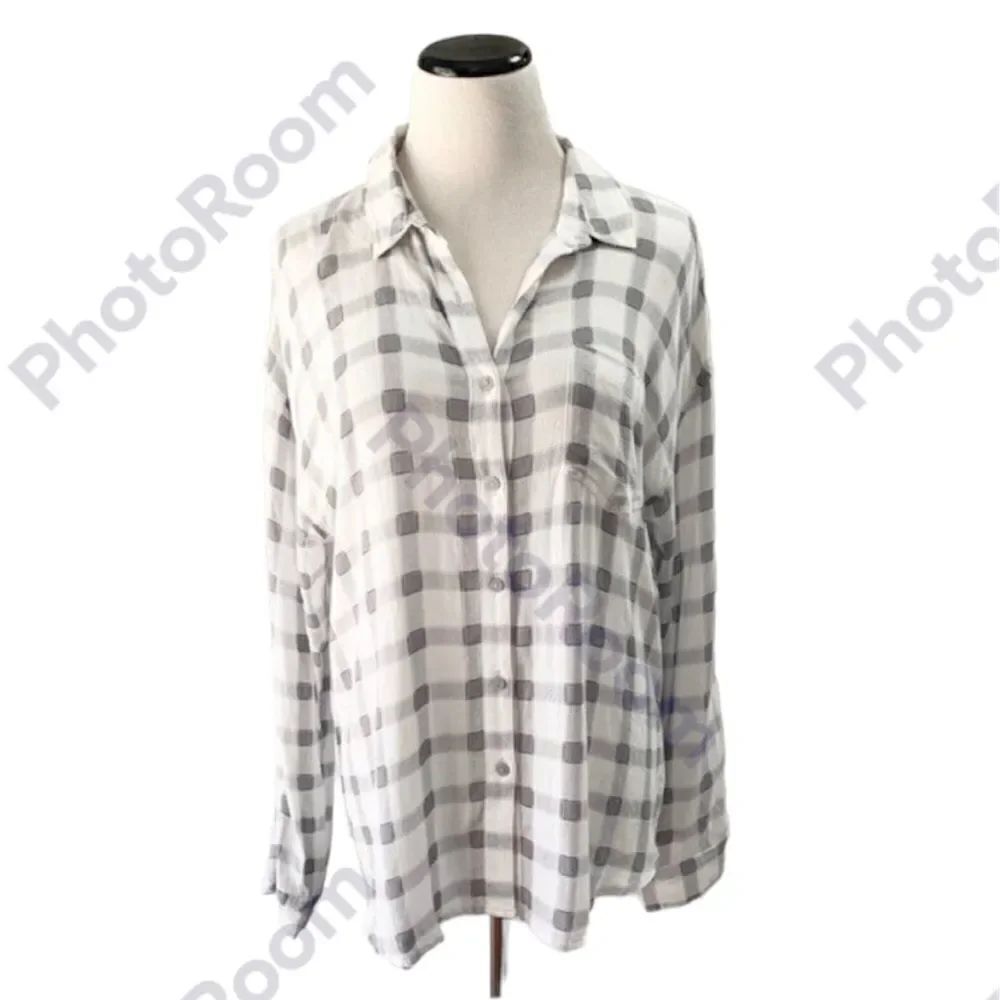 ✨ Plaid Button Front Shirt
LEITH✨ - Picture 4 of 6